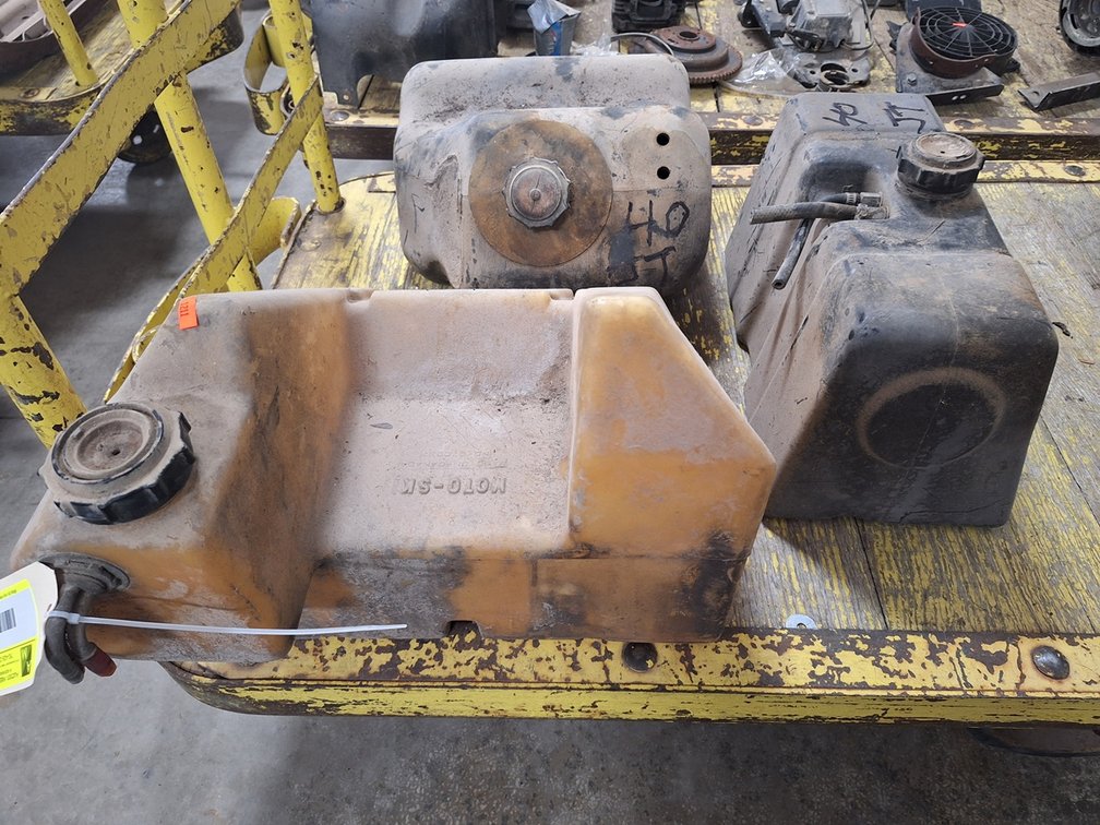 3 Gas Tanks