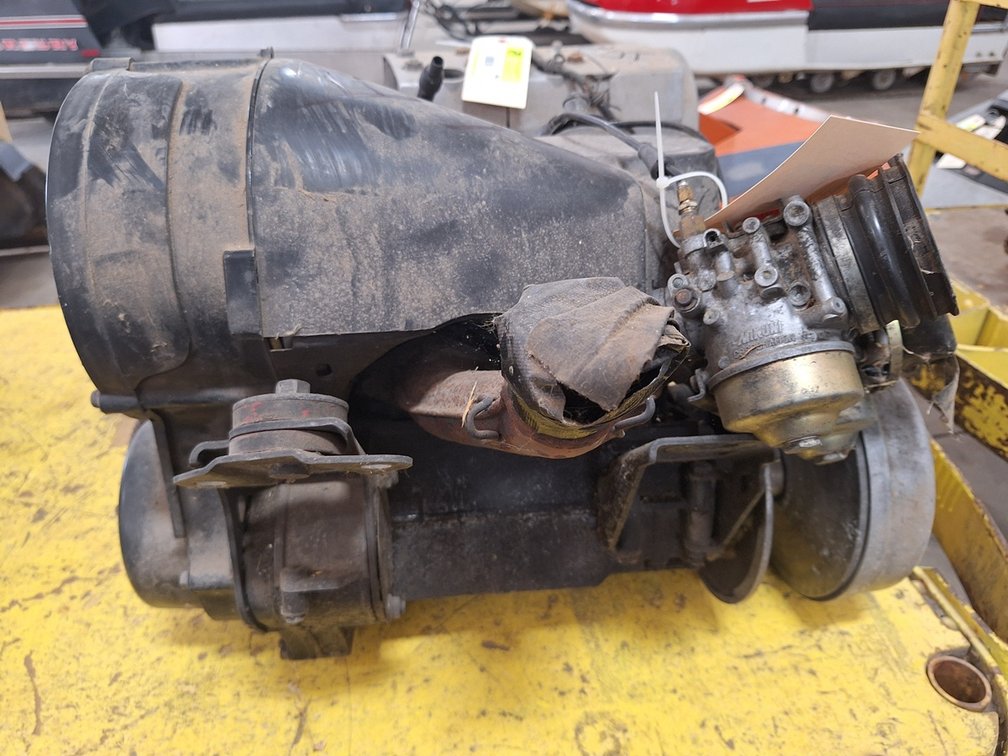 Yamaha 488 Engine with Carbs