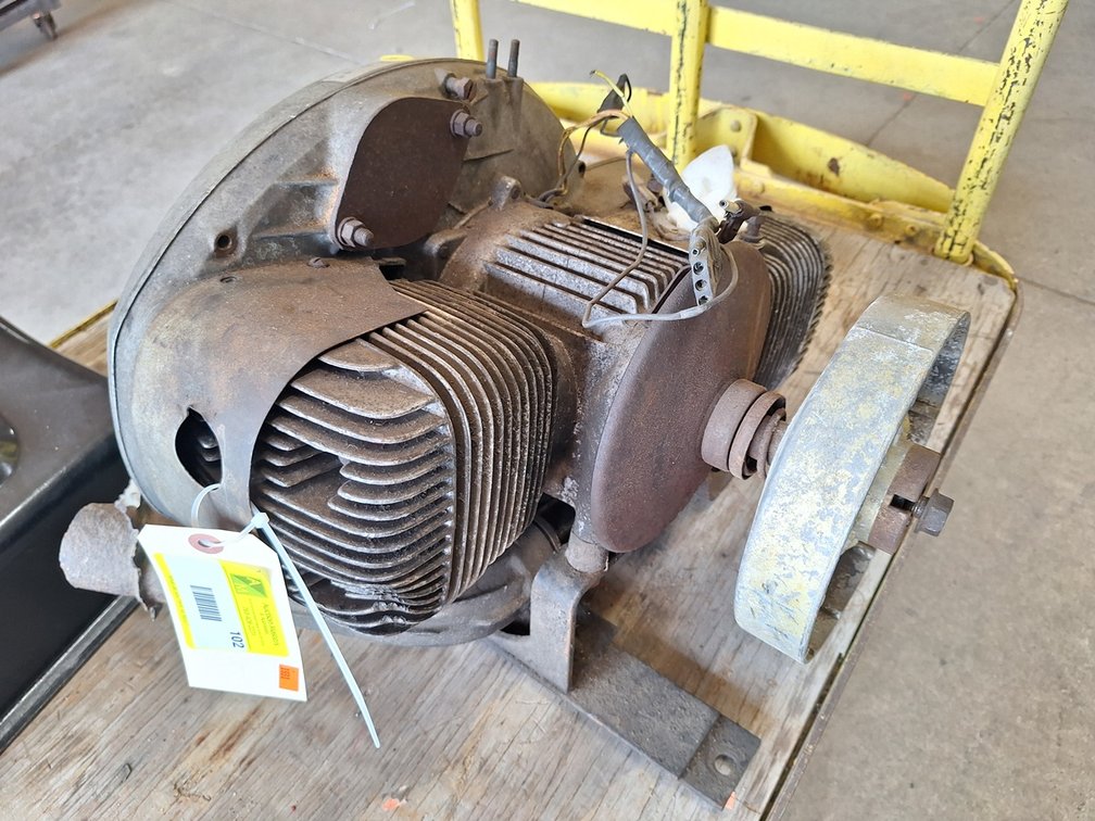 Ski Doo 370 Rotax Motor, Stuck