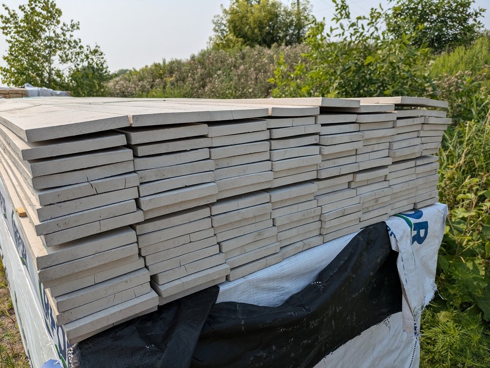 Pine Fascia, 1x6 Primed, Finger Joint S1S2E, 128 Pieces, 16' Long, 2040 Linear Feet