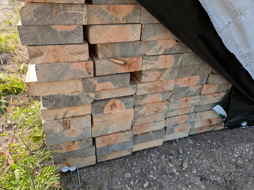 Pine, 2x6, Saw Texture, 128 Pieces, 16' Long, 2048 Linear Feet