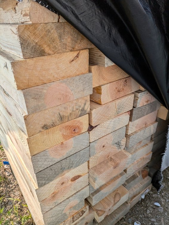 Pine, 2x6, Saw Texture, 128 Pieces, 16' Long, 2048 Linear Feet