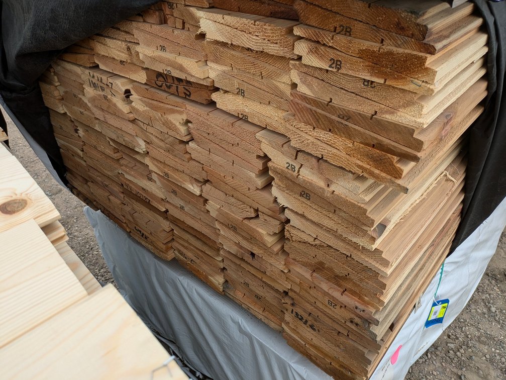 Western Red Cedar, 5/4x8, Outs, RAB Bevel, 1543 Linear Feet, 804 Sq. Ft., 6' to 10' Lengths