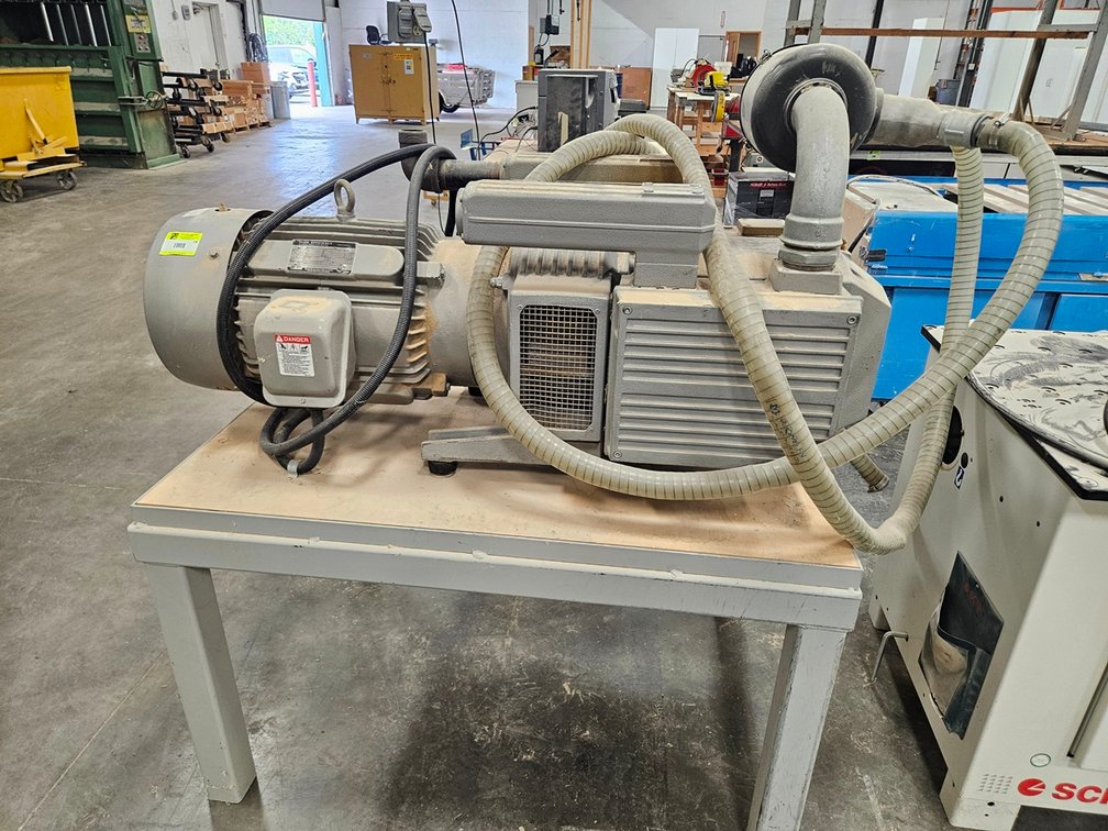 Becker D-42279 VTLF 250 Vacuum Pump, Serial 1483S19, 380V, 3 PH