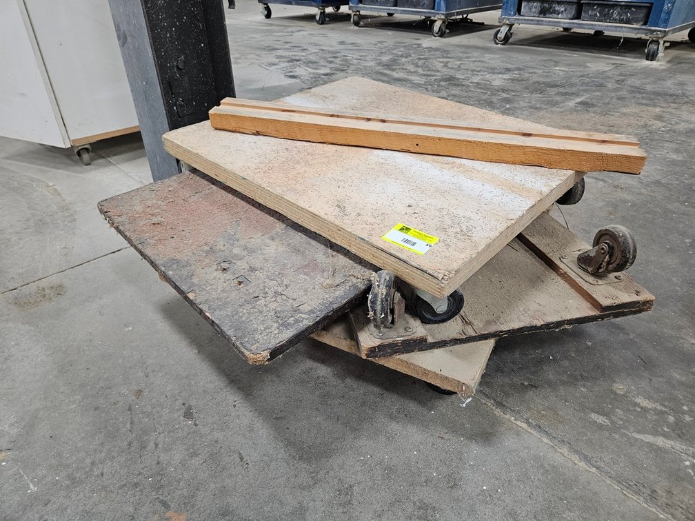 4 Assorted Flat Carts