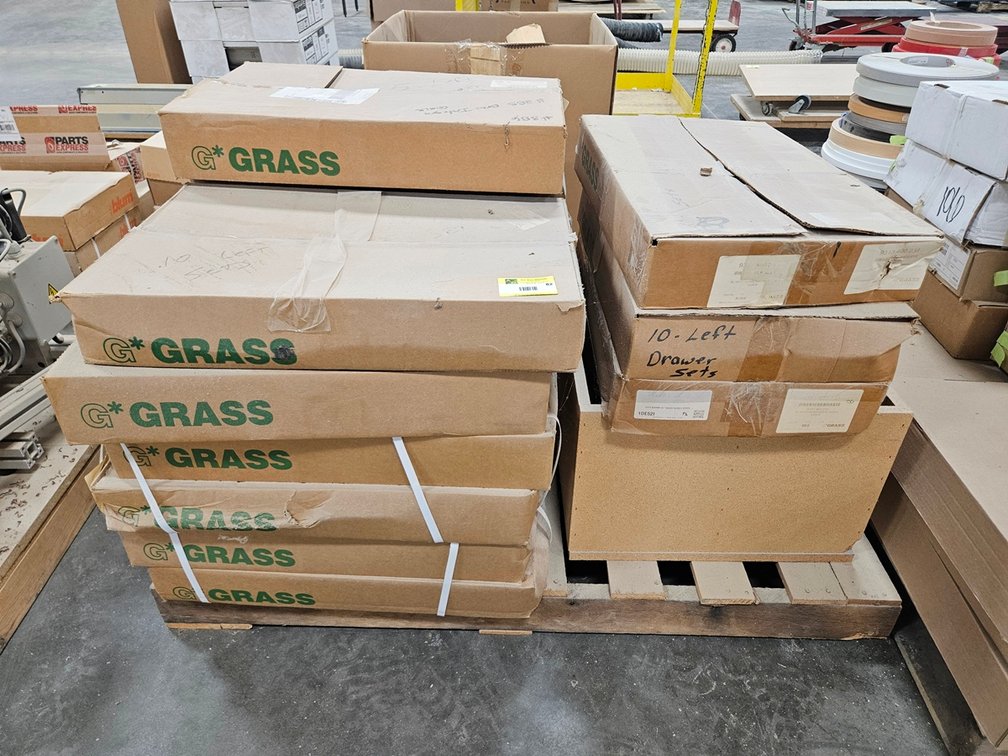 Pallet Assorted Drawer Parts