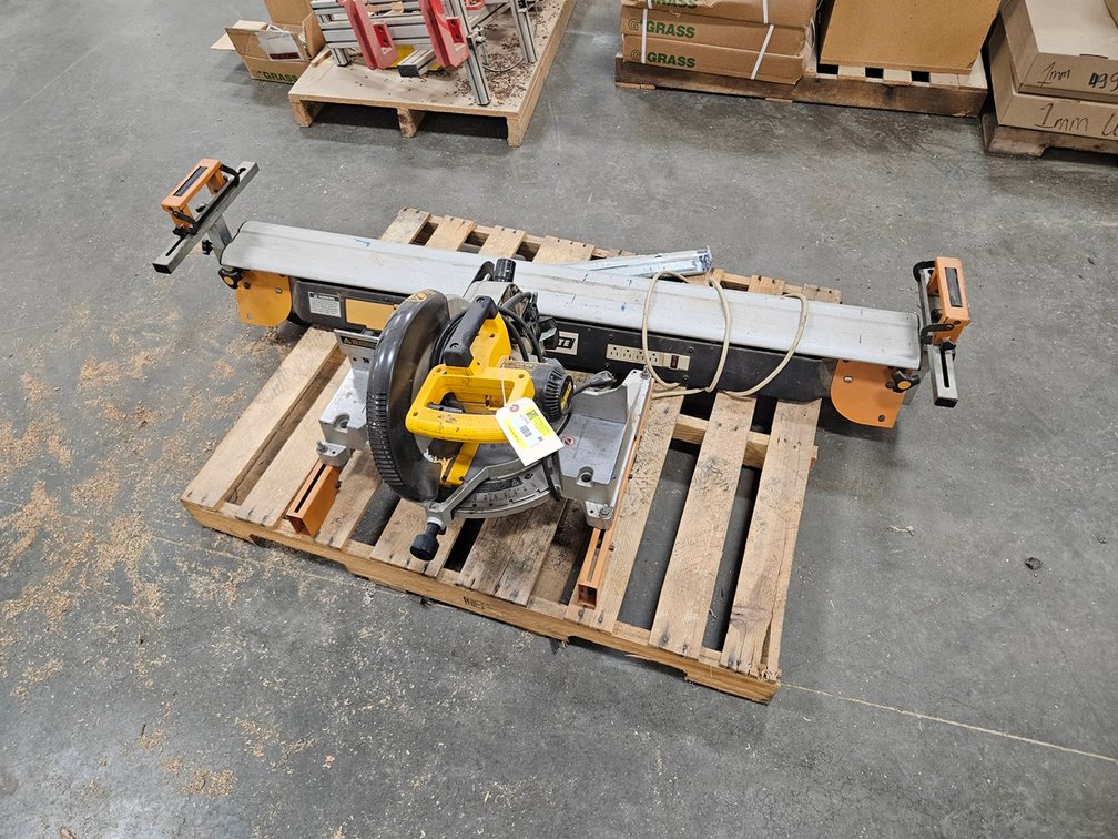 Dewalt DW705 12" Compound Miter Saw with PortaMate Stands, 65" Long