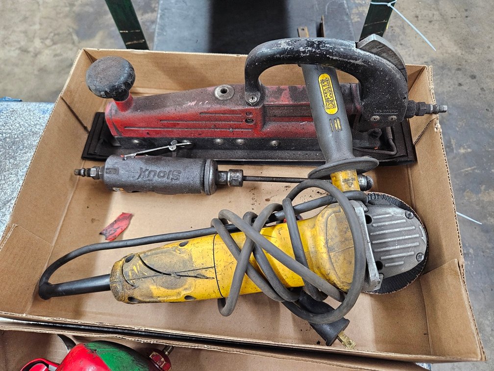 Dewalt Angle Grinder, 2 Pneumatic Tools