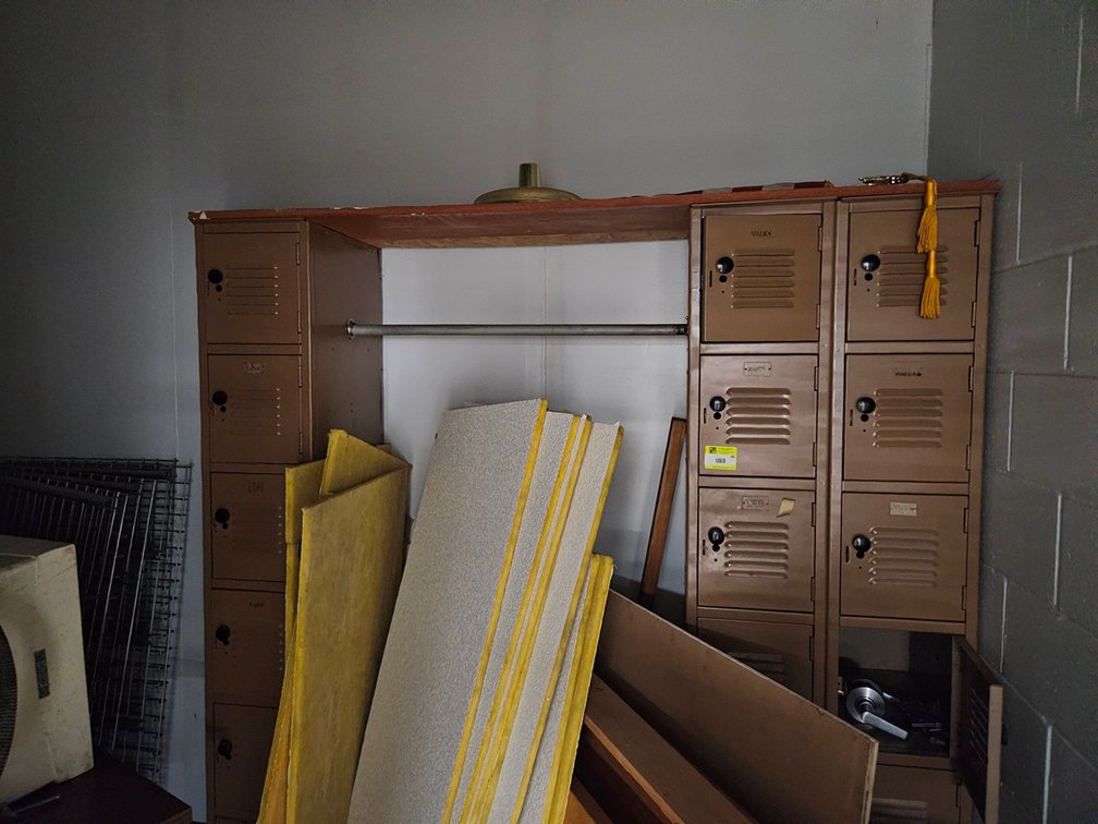 Metal Lockers with Coat Rack, 72"x18"x78"