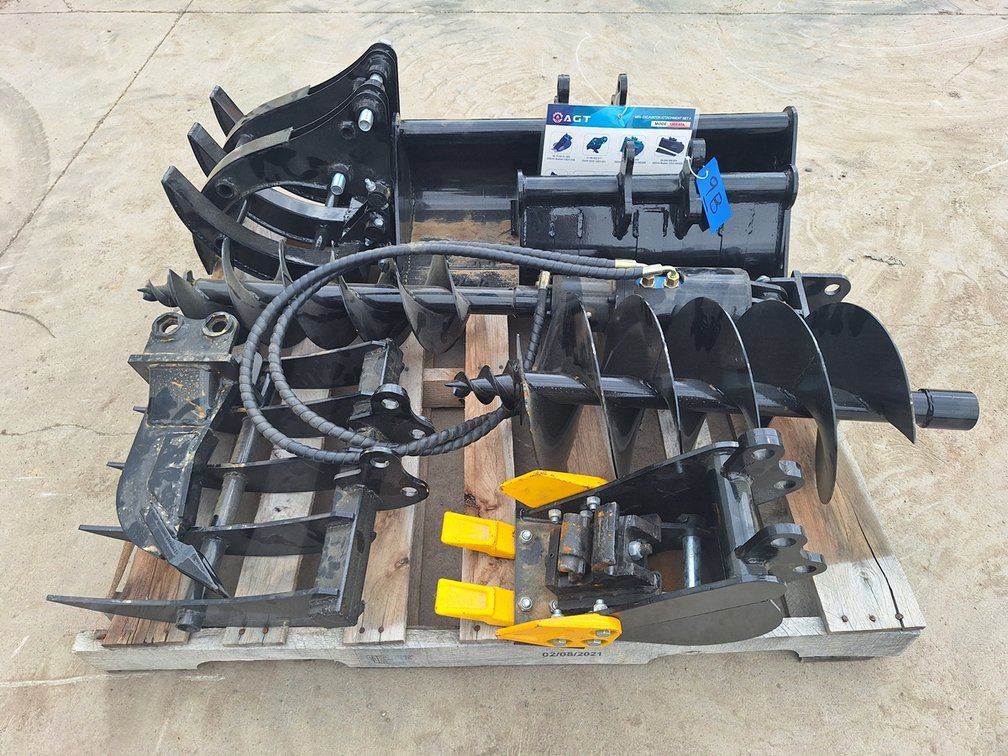 AGT Mini Excavator Attachment Set, Model 12EX-A+A