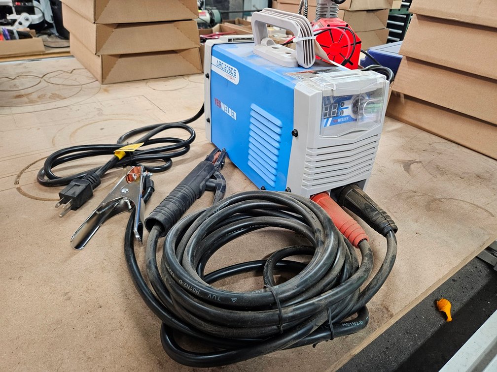 Yes Welder Arc 2050S, 110/220V
