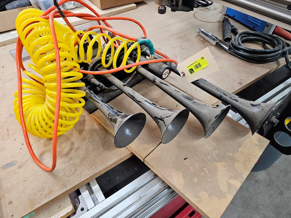 4 Air Horns