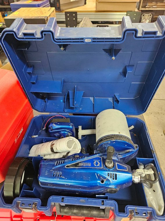 Graco Pro Shot Cordless/Airless Sprayer, Model 3A0153A