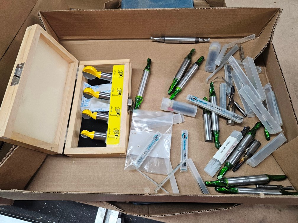 Assorted Router Bits