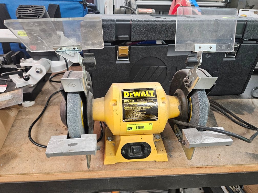 Dewalt DW758 Heavy Duty 8" Bench Grinder