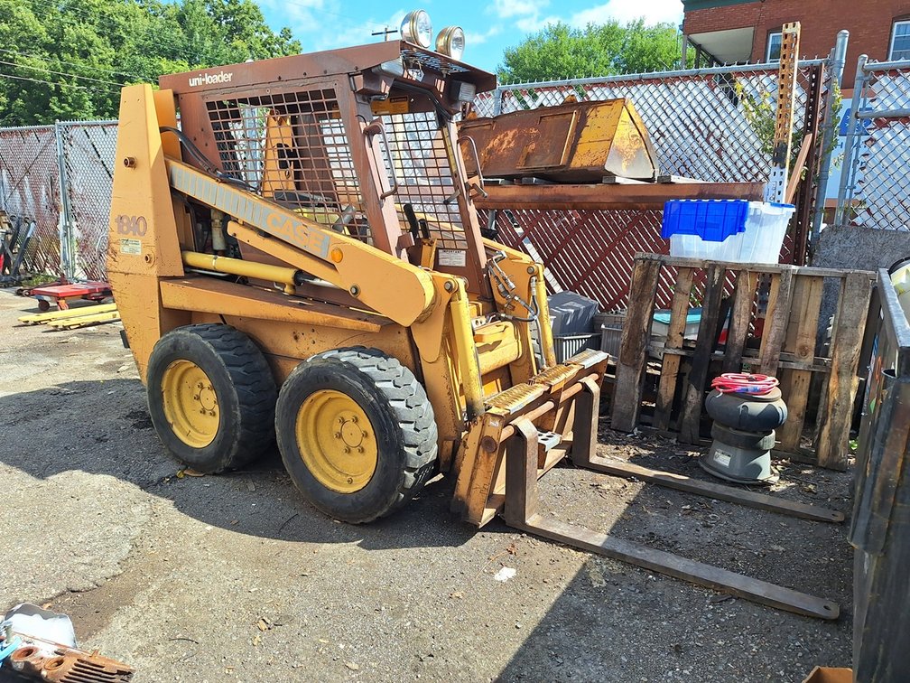 Case Skid Loader with Forks and 6' Bucket, Model 1840, PIN AF0078486