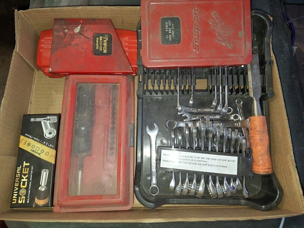 Assorted Snap On Tools