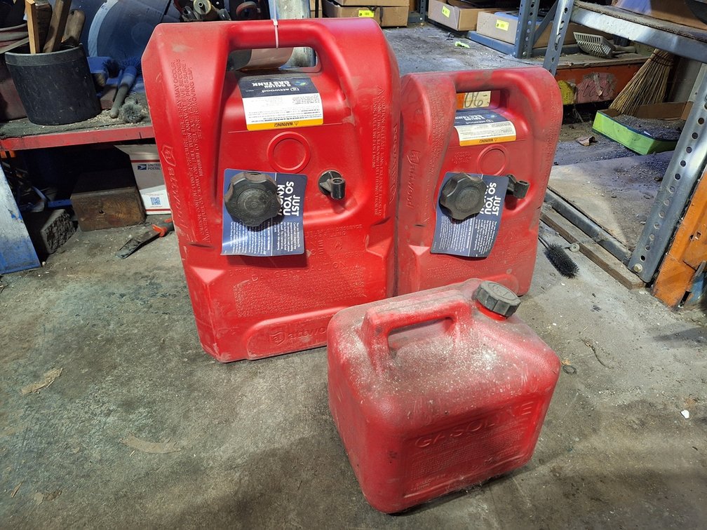 3 Poly Gas Cans