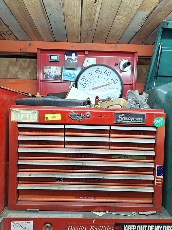 Snap On Tool Chest, 26"x18"x18" with Contents