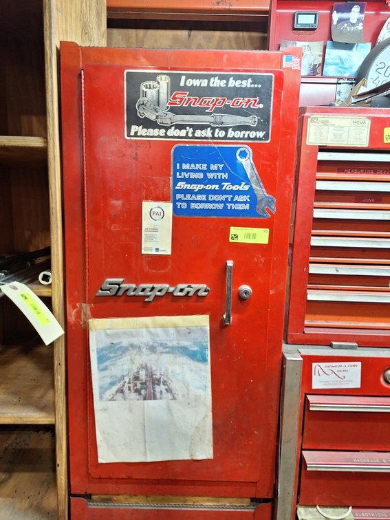 Snap On Tool Chest, 16"x17"x32" with Contents