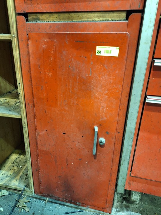 Snap On Tool Chest, 16"x17"x32" with Contents