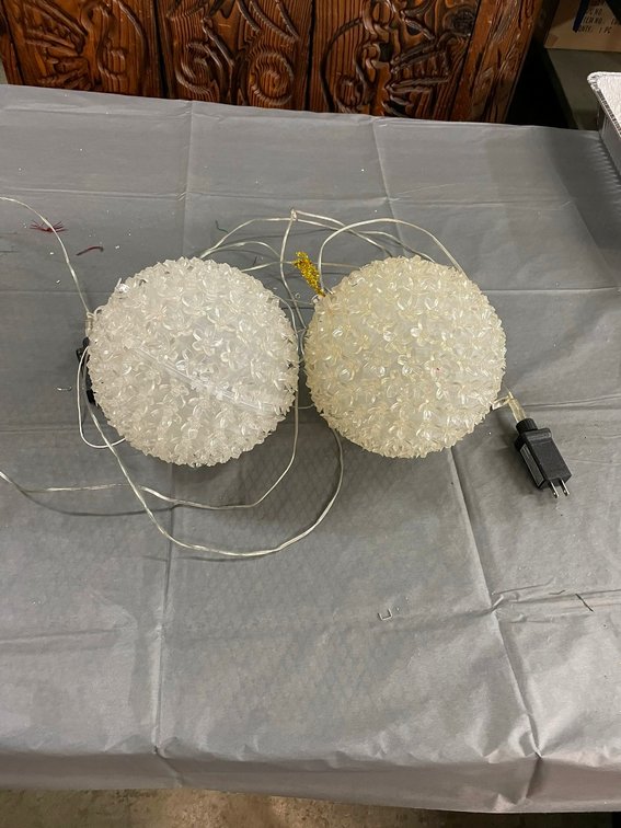 2 Lighted Holiday Globe Lights 8" diameter