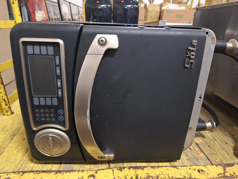 TurboChef Sota Rapid Cook Oven (damaged leg), 6200W, Model N60, 16"x29"x25.25"