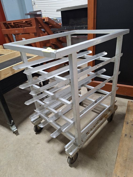 Mobile Aluminum Can Rack, 25"x34.5"x41"