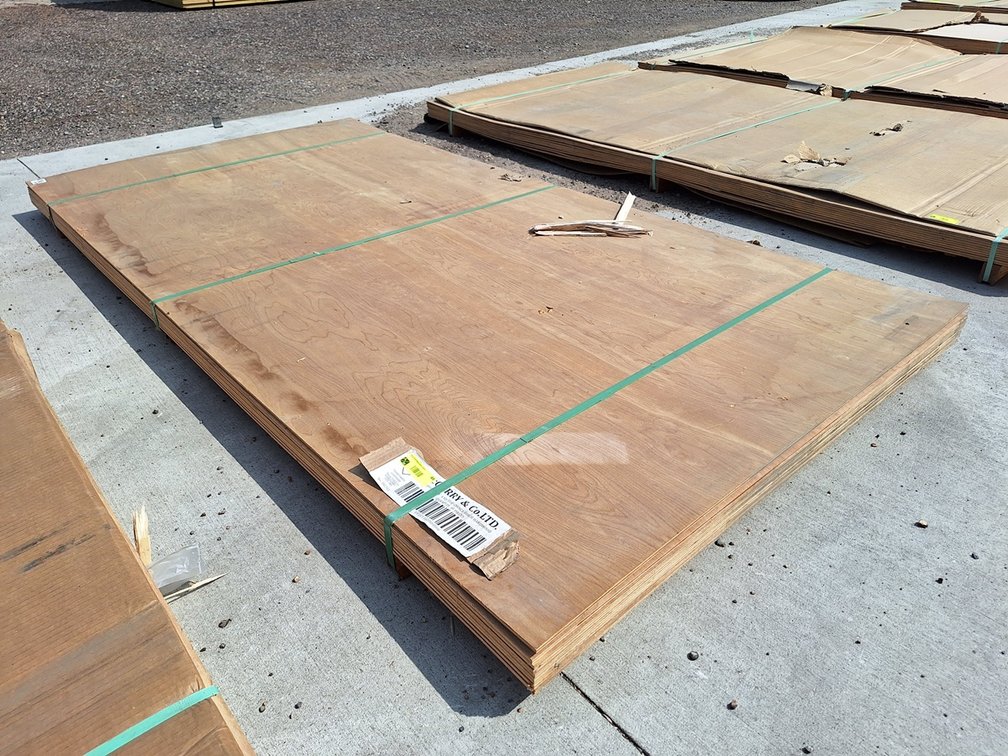 10 Sheets Top Choice Birch Hardwood, 4'x8'x1/4"