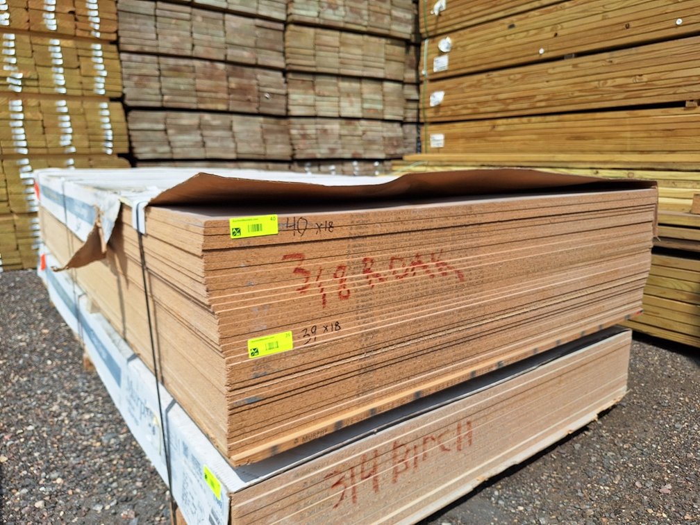 18 Sheets Red Oak Particle Board, 4'x8'x3/8"