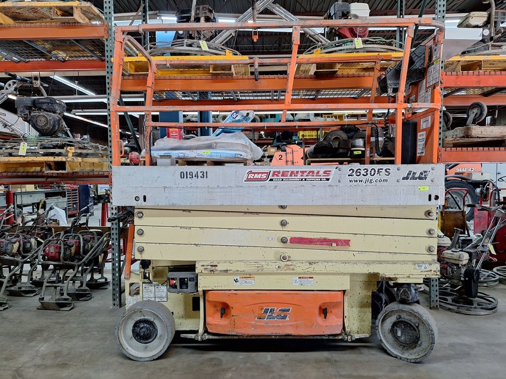 2011 JLG 2630 ES Scissors Lift, Serial 0200203406, Max Platform Height 25.4', On Board Charger