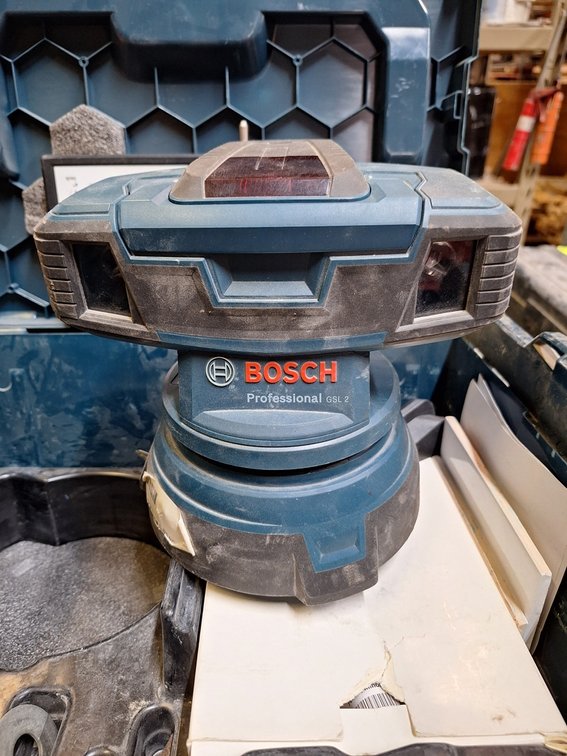 Bosch GSL2 Professional Laser Level, Serial 205000034