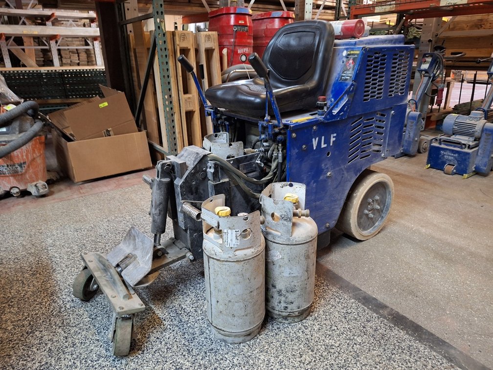 National Flooring Ride-On Floor Stripper/Remover, Propane with 2 Tanks, Model 5286, Serial 5600-0608081