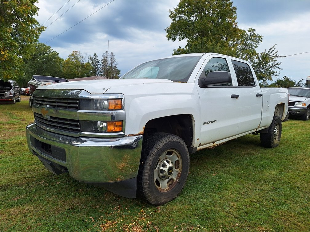 2015 Chevy Silverado 2500 HD 4 Door Truck