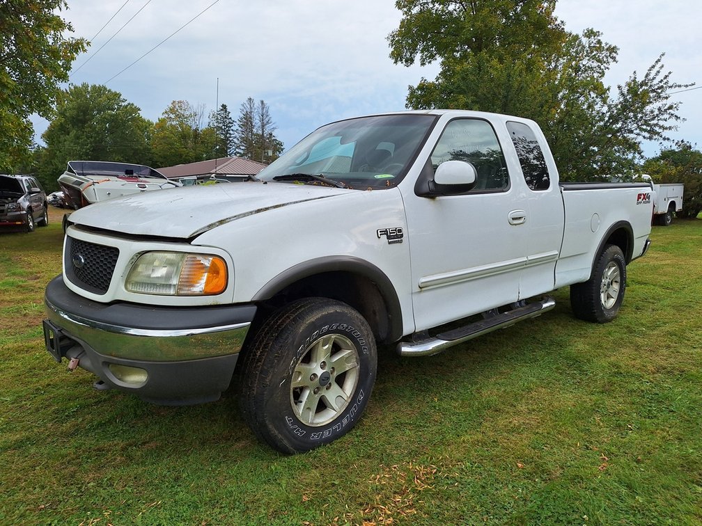 2002 Ford F150 XLT Truck
