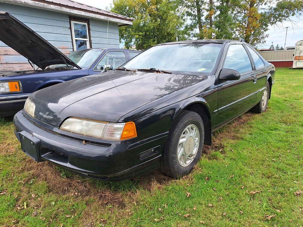 1992 Ford Thunderbird LX Coupe