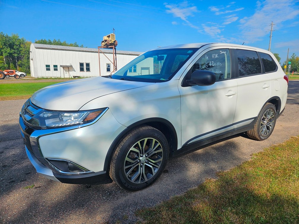 2016 Mitsubishi Outlander SUV