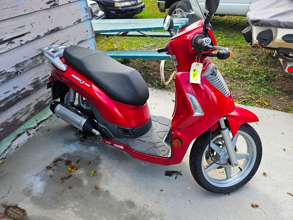 2007 Kymco People S200 Scooter