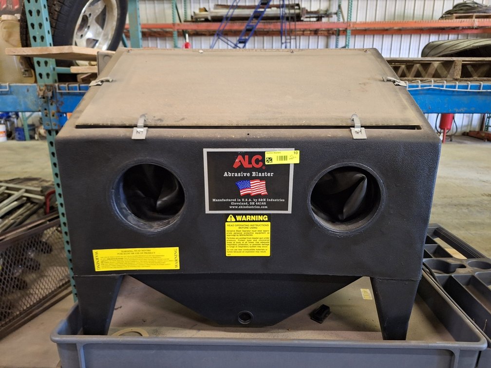 ALC Abrasive Blast Cabinet with Assorted Media