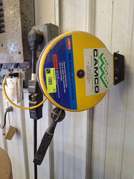 American Tool Exchange 30' Retractable Cord Reel