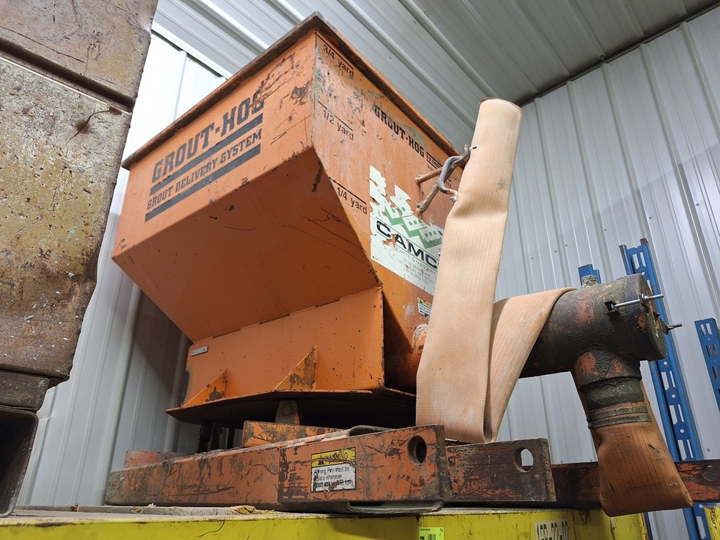Grout Hog Grout Delivery System, 3/4 Yard Capacity