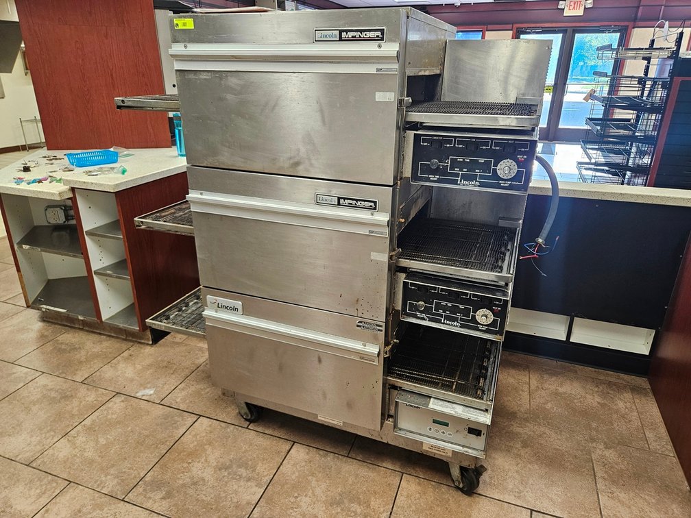 Lincoln Impinger Triple Conveyor Oven on Wheels, Series 1100-SS, Model 1132, Serial 0032863, 120/208V, 3 PH, 55"x36"x62"