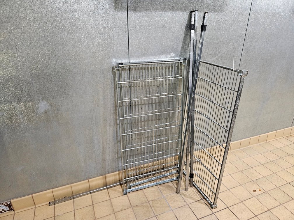 Metal 3 Tier Shelf, 48"x24"