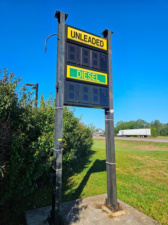 Sunshine Display Co. Gas Price Digital Display Sign, Approx. 52" x 15', Control Box