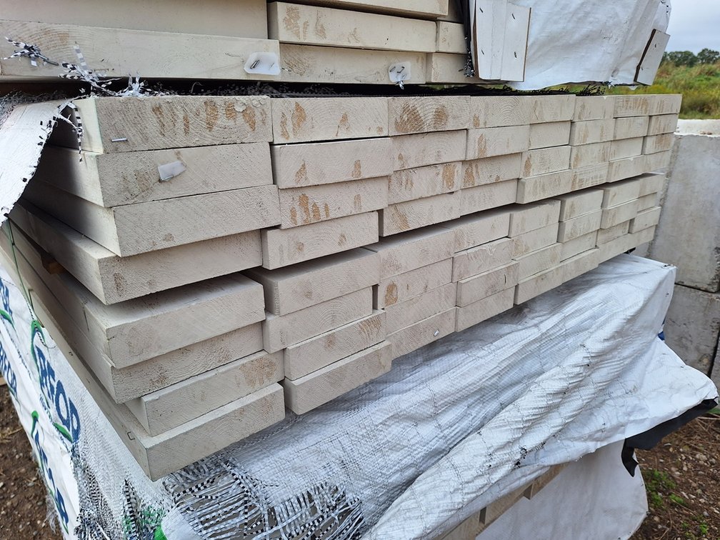 Fascia 2"x6" Primed PP Combed 4 Sides KDHT FJ, 64 - 16' Pieces, 1024 Linear Feet