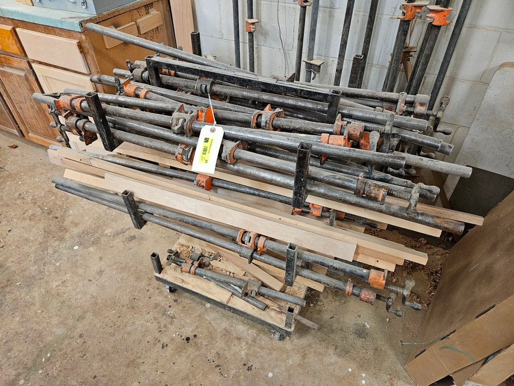 Approx. 29 Pipe Clamps, Up to 40" Long