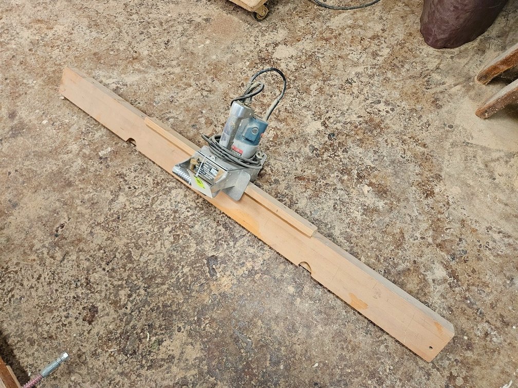 Bosch 1602 Router with Routing Machine Model G-70
