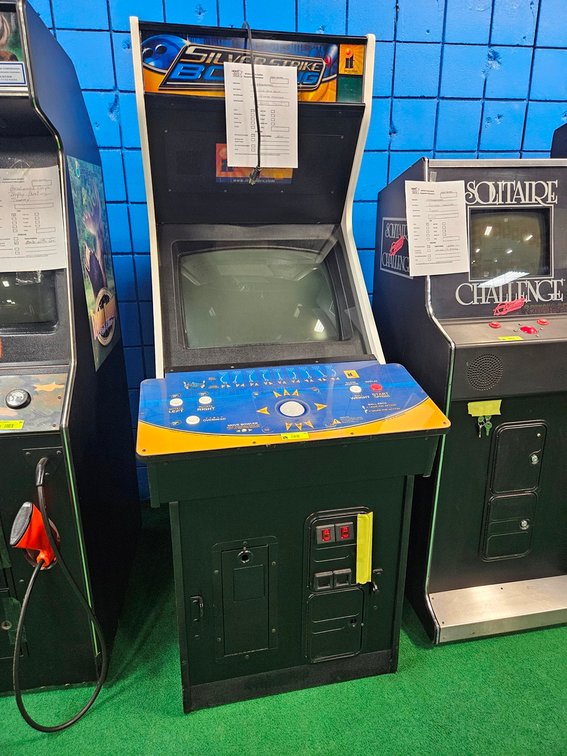IT Silver Strike Bowling Video Game, Serial 17-1303305