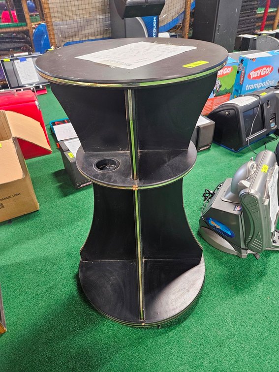 Arcade Countertop Stand, 21"x40"