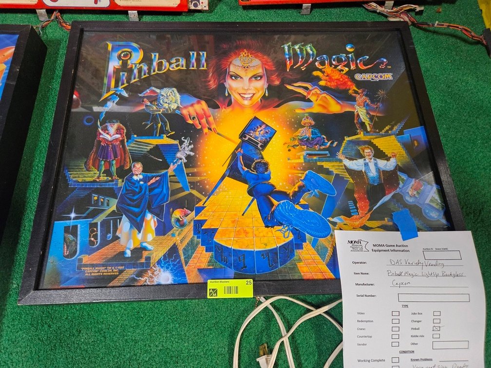 Capcom Pinball Magic Light with Back Glass